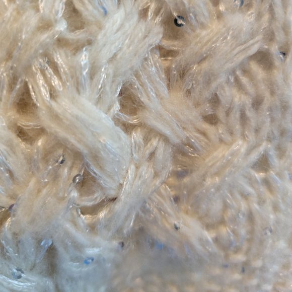 Cream colored hat with sparkles - Picture 3 of 4